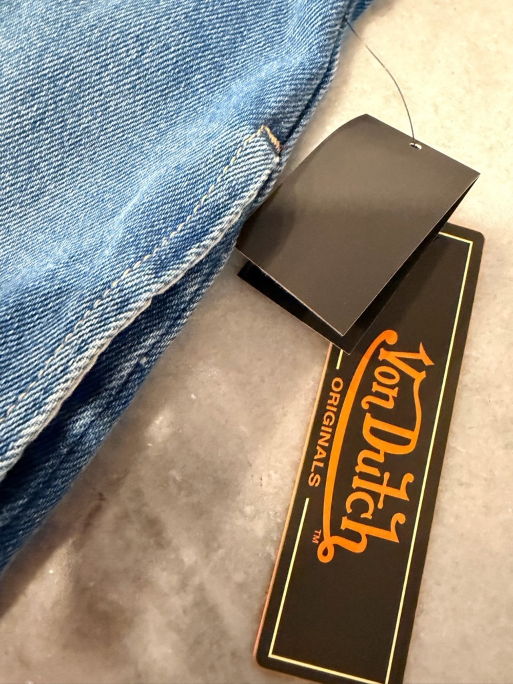 NWT Von Dutch Size L Trucker Y2K Logo Graphic Embroidered Patch Jean Jacket - Picture 13 of 15